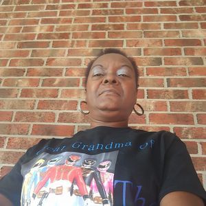 Meet your Posher, Cynthia